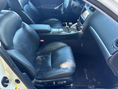 Used 2011 Lexus IS 350 AWD w/ Luxury Plus Value Edition image 12