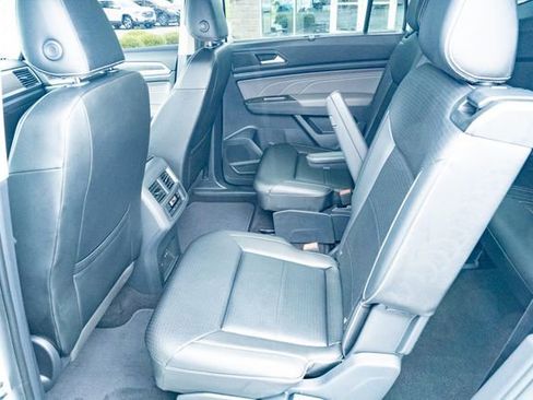 Certified 2022 Volkswagen Atlas SE w/ Black Wheel Package AWD/4WD image 31