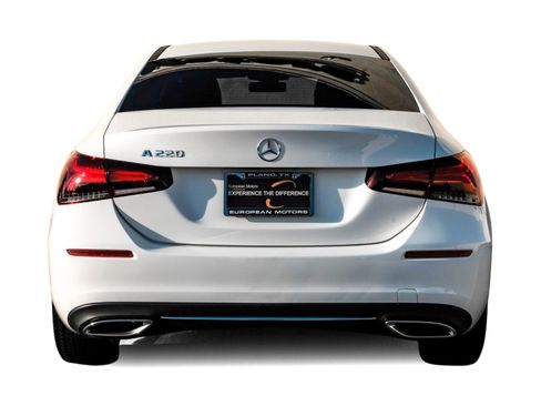 Used 2022 Mercedes-Benz A 220 image 9