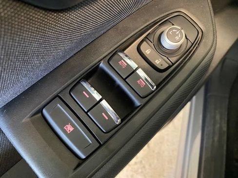 Used 2026 Subaru Forester Premium AWD/4WD image 11