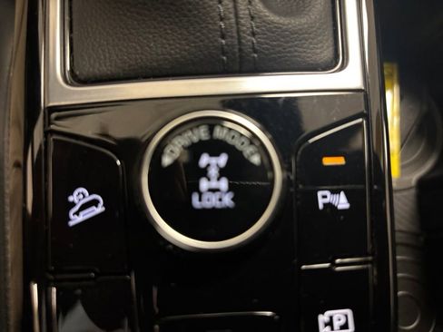 Used 2023 Kia Sportage X-Line AWD/4WD image 19
