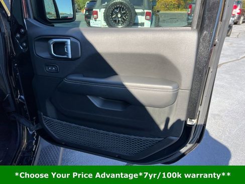 Certified 2022 Jeep Wrangler Unlimited Sahara w/ Cold Weather Group image 22