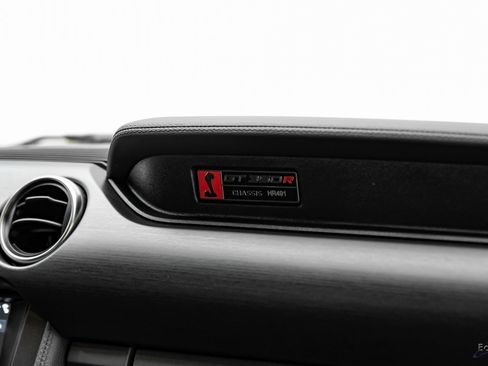 Used 2017 Ford Mustang Shelby GT350R w/ GT350R Equipment Group 920A RWD image 72