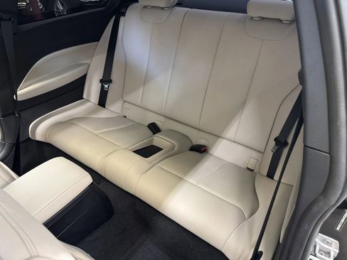 Used 2017 BMW M240i Coupe RWD image 18