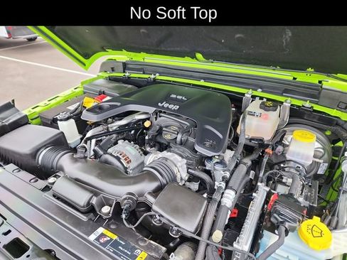 Used 2021 Jeep Wrangler Sport image 16