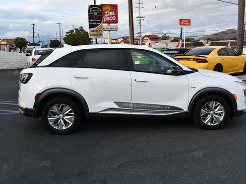 Used 2022 Hyundai Nexo Blue FWD image 8