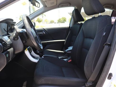 Used 2015 Honda Accord Sport image 12