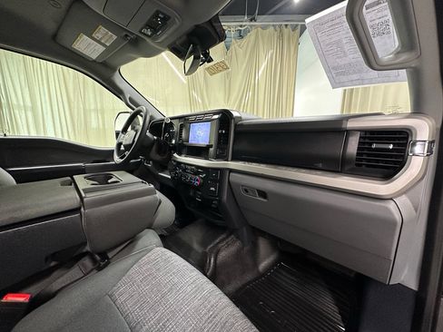 Used 2023 Ford F350 XLT image 21