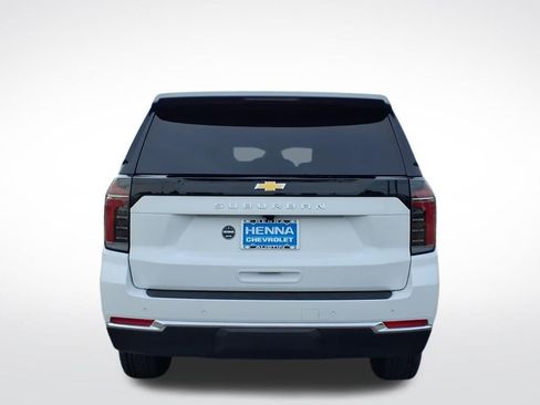 New 2026 Chevrolet Suburban LS RWD image 4