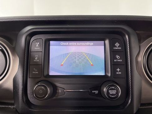 Used 2020 Jeep Wrangler Sport image 25