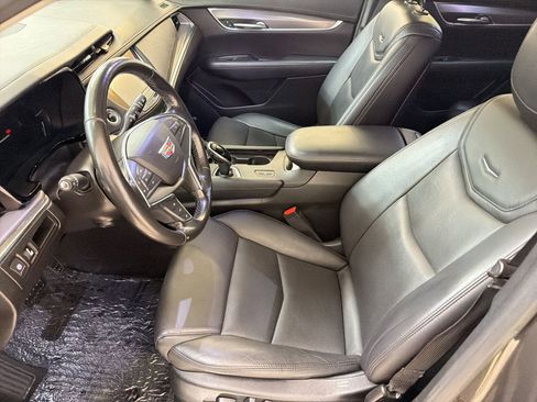 Used 2019 Cadillac XT5 Luxury FWD image 5