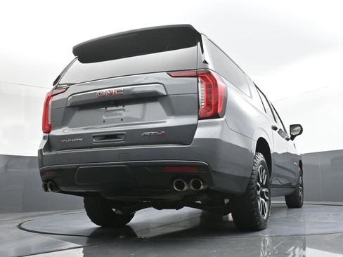 Used 2022 GMC Yukon XL AT4 image 39
