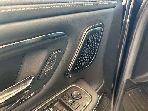 Used 2023 RAM 1500 Limited w/ Night Edition image 38