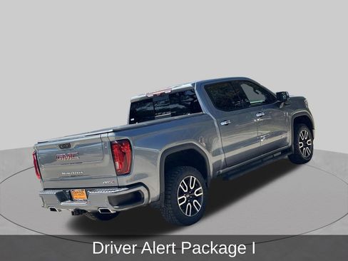 Used 2021 GMC Sierra 1500 AT4 w/ Technology Package AWD/4WD image 6