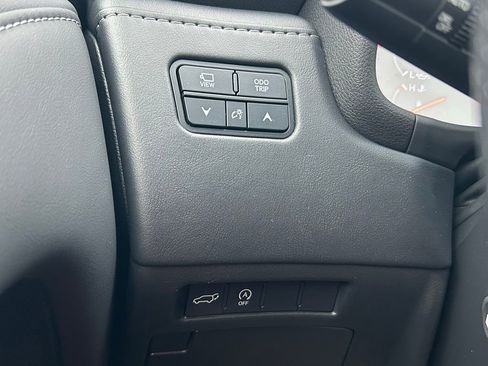 Used 2023 Lexus LX 600 F Sport w/ Accessory Package (Z1) image 22