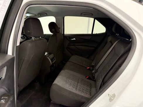 Used 2023 Chevrolet Equinox LT w/ LPO, Floor Liner Package AWD/4WD image 16