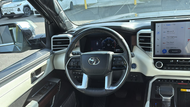 Used 2024 Toyota Sequoia Capstone AWD/4WD image 22