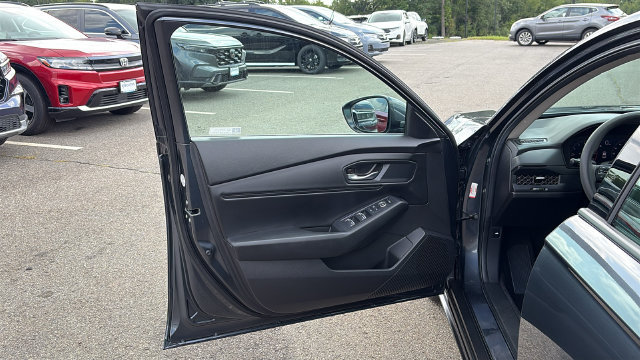 Used 2024 Honda Accord EX image 8