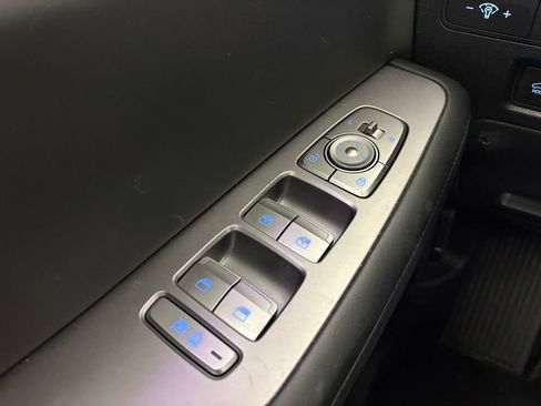 Used 2024 Hyundai Palisade Limited FWD image 24