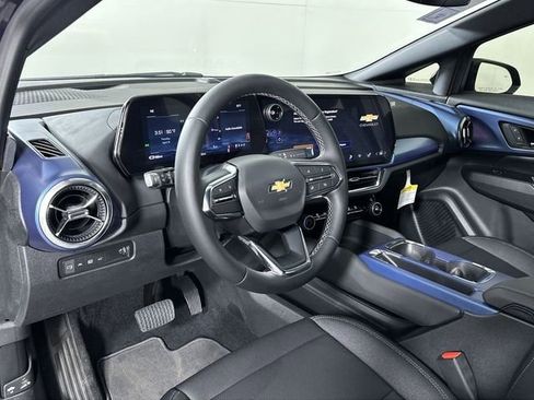 New 2026 Chevrolet Equinox EV LT FWD image 10