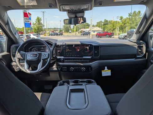 Used 2024 GMC Sierra 1500 Elevation AWD/4WD image 11