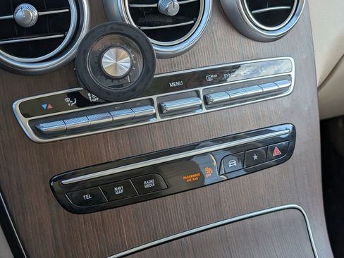 Certified 2021 Mercedes-Benz GLC 300 GLC 300 image 18