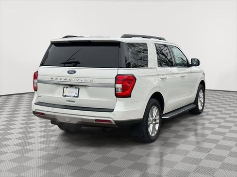 Used 2022 Ford Expedition XLT image 7