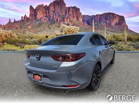 Used 2023 MAZDA MAZDA3 s FWD image 7
