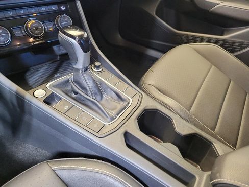 Used 2024 Volkswagen Jetta SE image 26