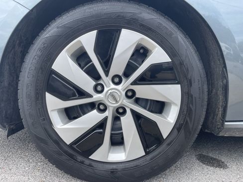 Used 2022 Nissan Altima 2.5 S FWD image 17