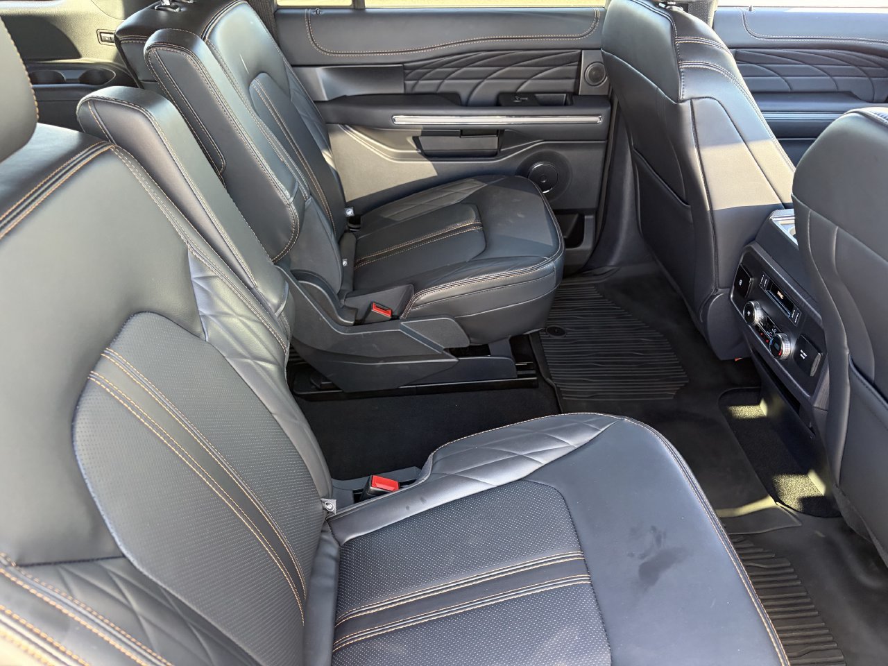 Certified 2024 Ford Expedition Max Platinum AWD/4WD image 18