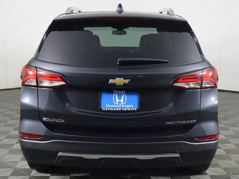 Used 2022 Chevrolet Equinox Premier image 11