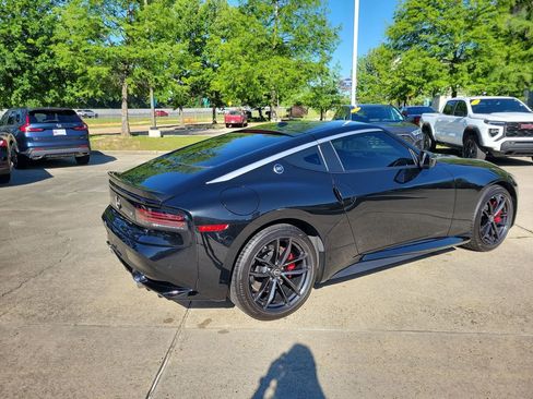 Used 2024 Nissan Z Performance w/ Floor Mat Package RWD image 8