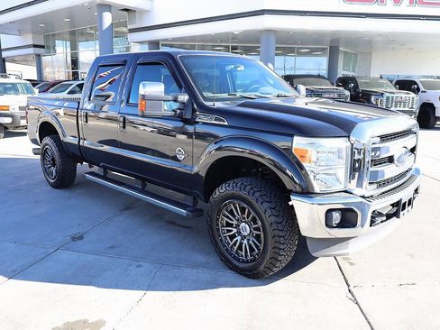 Used 2011 Ford F250 Lariat w/ Chrome Pkg AWD/4WD image 8