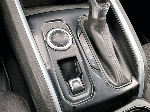 Used 2023 Chevrolet Colorado LT w/ LT Convenience Package AWD/4WD image 33