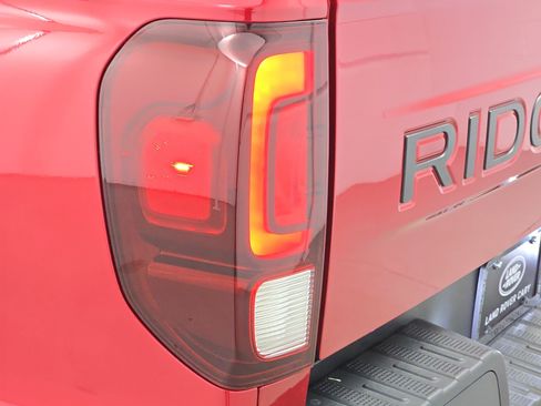 Used 2024 Honda Ridgeline Black Edition image 34