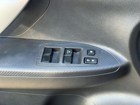 Used 2018 Mitsubishi Eclipse Cross SEL image 17