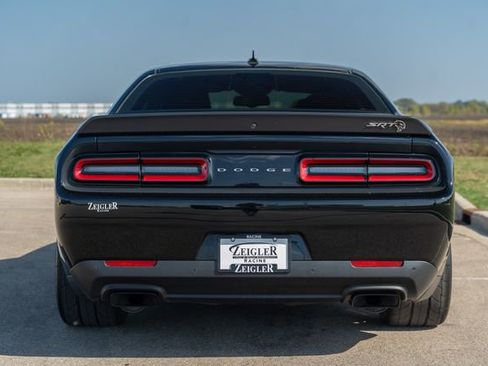 Used 2018 Dodge Challenger SRT Hellcat image 6