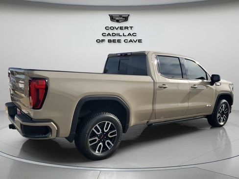 Used 2023 GMC Sierra 1500 AT4 w/ Technology Package image 9