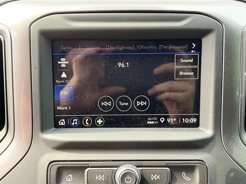 Used 2025 Chevrolet Silverado 1500 Custom AWD/4WD image 15