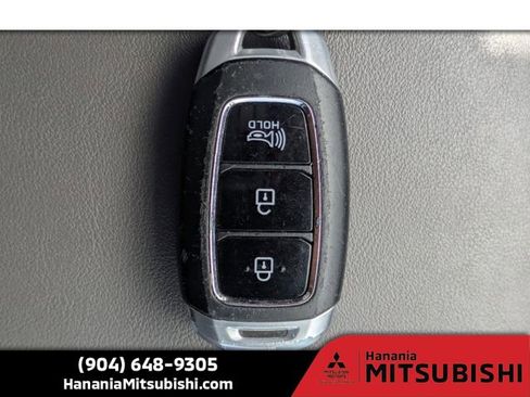 Used 2020 Hyundai Santa Fe SEL image 32