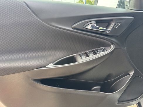 Used 2021 Chevrolet Malibu LS image 19