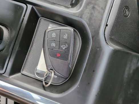 Used 2022 GMC Sierra 1500 SLT w/ SLT Convenience Package image 54