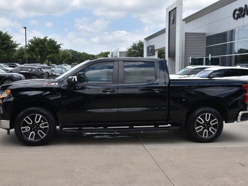 Used 2023 Chevrolet Silverado 1500 LT AWD/4WD image 12