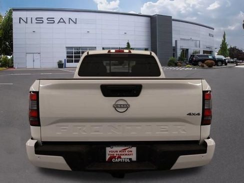 New 2026 Nissan Frontier SV w/ SV Convenience Package AWD/4WD image 4