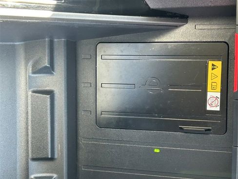 Used 2024 Toyota Tundra Limited image 18