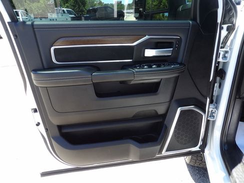 Used 2024 RAM 2500 Laramie w/ Safety Group AWD/4WD image 14