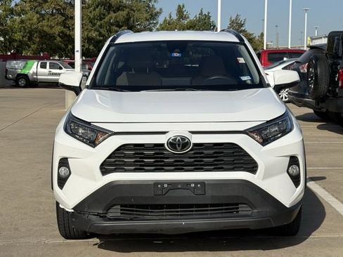 Used 2021 Toyota RAV4 XLE FWD image 7