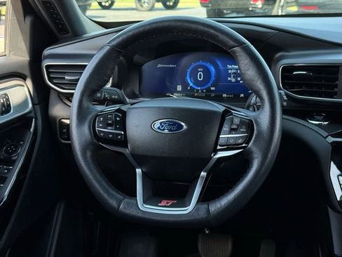 Certified 2024 Ford Explorer ST w/ Equipment Group 401A AWD/4WD image 9