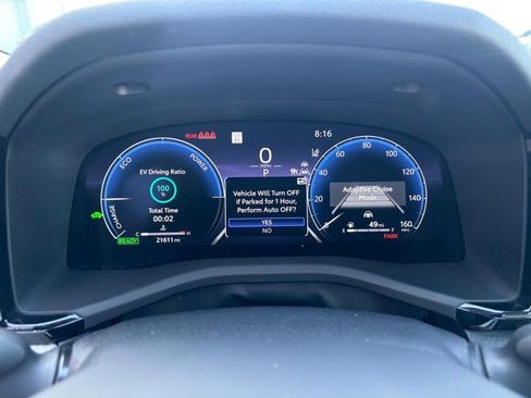Used 2025 Toyota Camry XLE AWD/4WD image 21